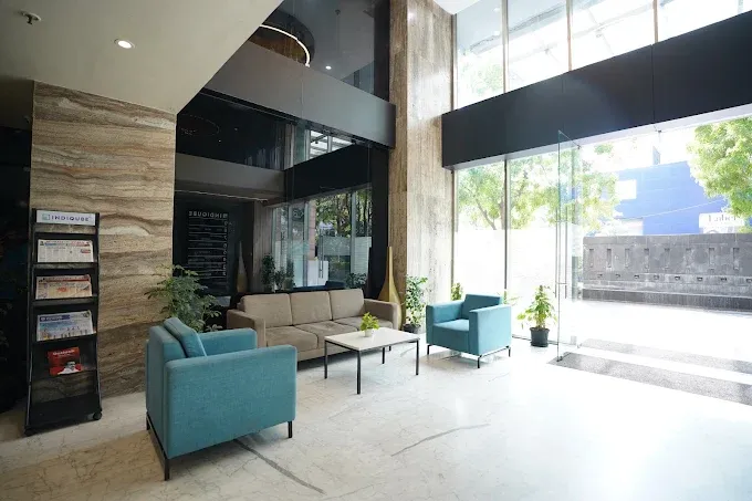 IndiQube Park Plaza — photo 5