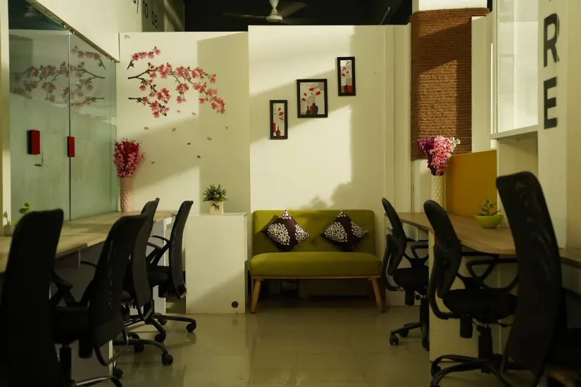 Cowork Collision — photo 4